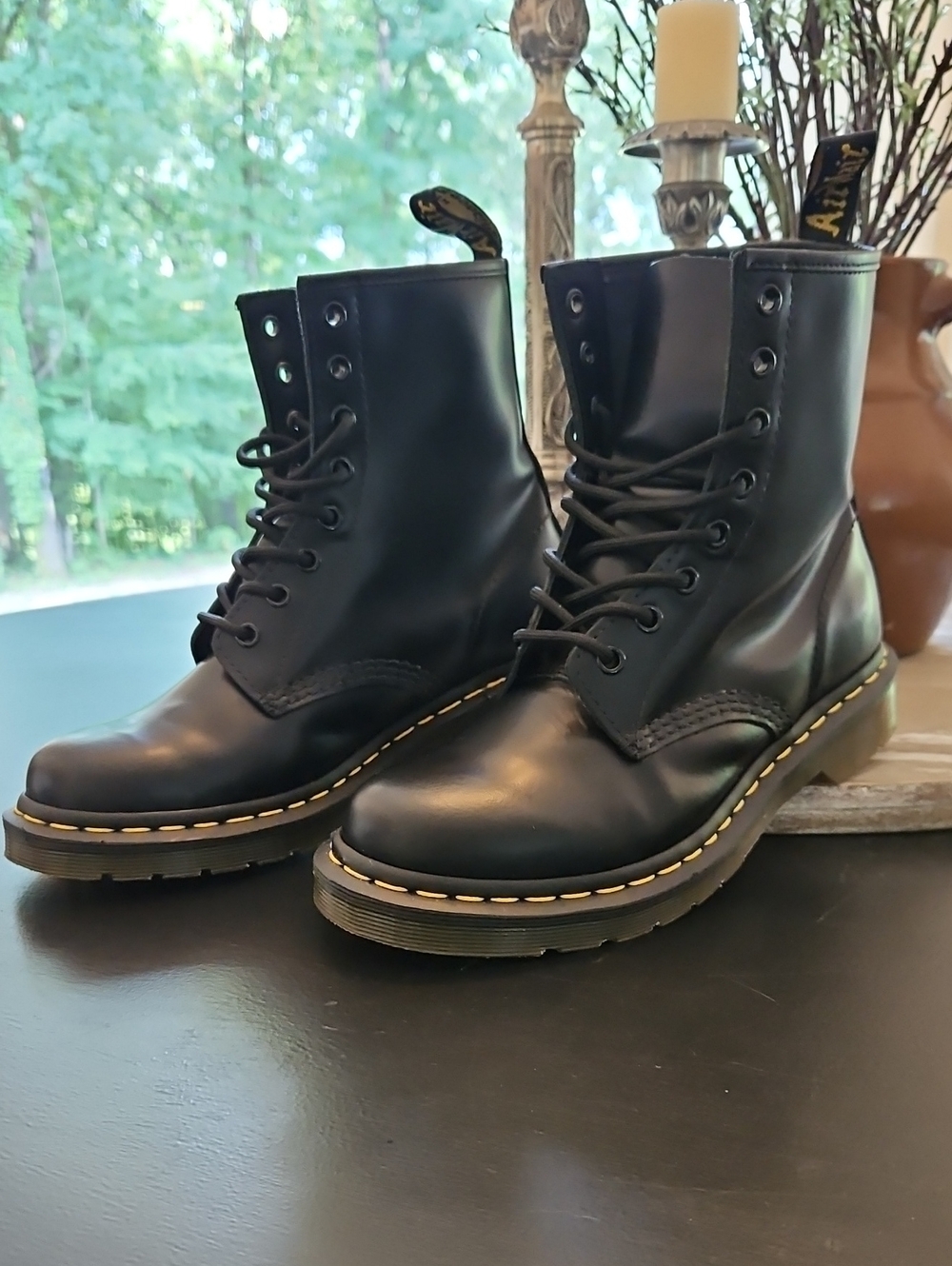 Dr. Martens Black 1460 W Leather Lace-Up Boots. Size 8